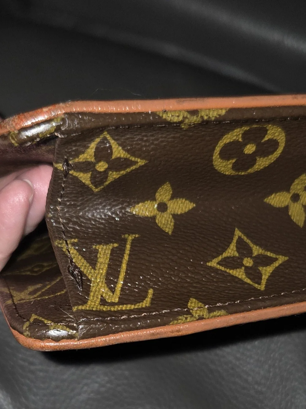 Louis Vuitton Monogram Clutch - Brown/Tan